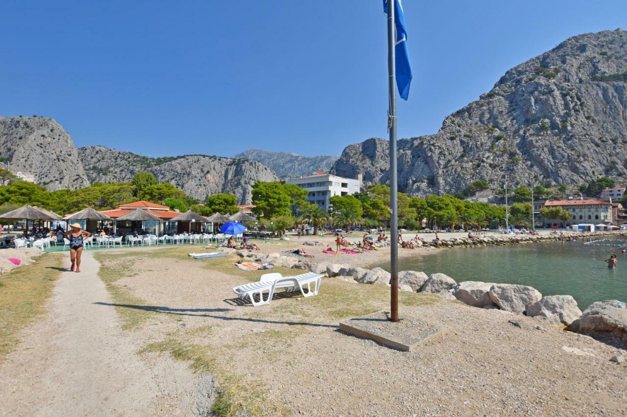 Apartment Ela Omiš Exterior foto
